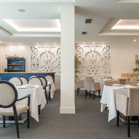 Infanta Leonor Hotel 4*