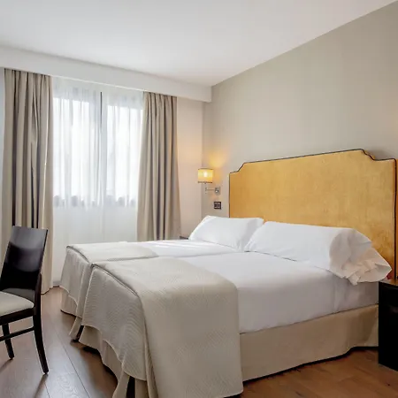 Infanta Leonor 4* Écija