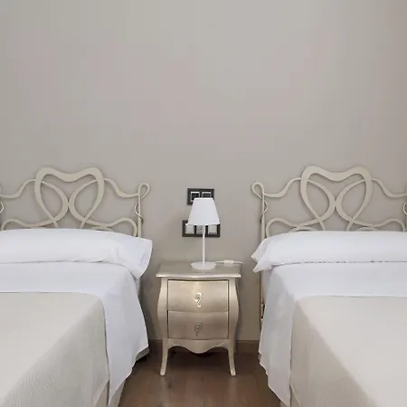 Infanta Leonor Hotel 4*